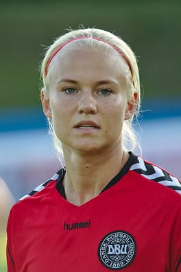 ペルニレ・ハルダー（サッカー選手）の写真