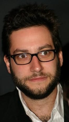 アダム・ブッシュ（俳優・テレビ俳優）の写真