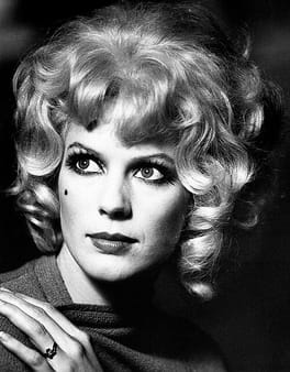 ミムジー・ファーマー（テレビ俳優・映画俳優）の写真