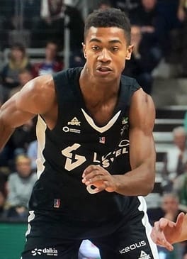テオ・マレドン（バスケットボール選手）の写真