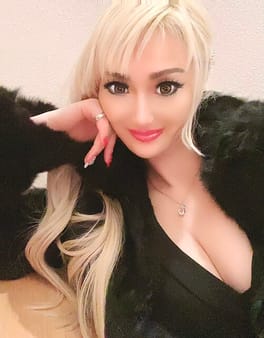 LiLi (歌手)（歌手・モデル）の写真