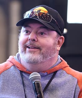 デイヴ・ウィテンバーグ（脚本家・俳優）の写真