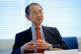 Photo of Nobuyasu Abe