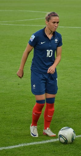 カミーユ・アビリー（サッカー選手）の写真
