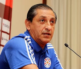 ラモン・ディアス(サッカー選手・サッカー指導者)の写真