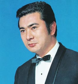 勝新太郎（歌手・映画監督）の写真