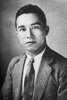 小川隆(俳優・歯科医師)の写真