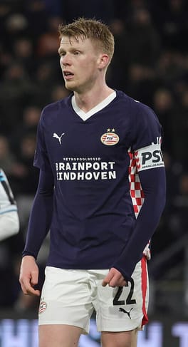 イェルディ・スハウテン（サッカー選手）の写真