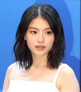 出口夏希(ファッションモデル・俳優)の写真
