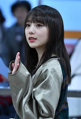 与田祐希（アイドル・ファッションモデル）の写真
