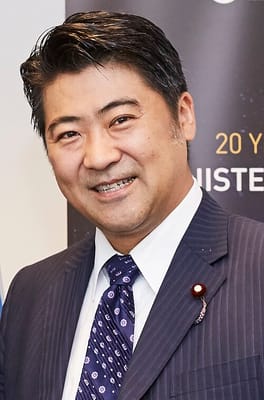 木原誠二(政治家・ベアムター)の写真