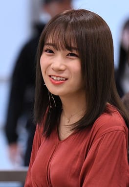 秋元真夏（俳優・アイドル）の写真