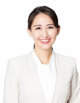英利アルフィヤ(政治家)の写真