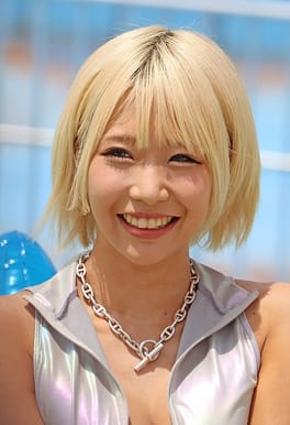 乙アリス（AV女優・歌手）の写真