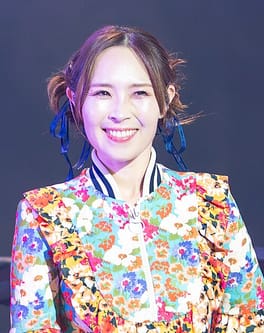 愛内里菜（歌手・作詞家）の写真