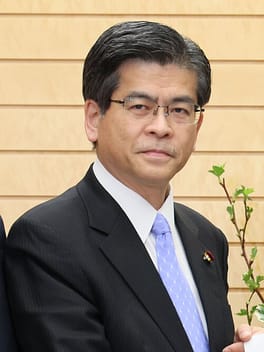 石井啓一(政治家)の写真