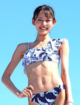 八掛うみ（AV女優）の写真