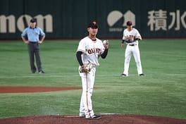 井上温大（野球選手）の写真