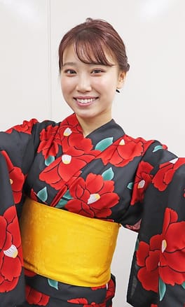 安達夕莉（AV女優・グラビアアイドル）の写真