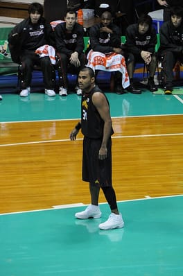 高橋マイケル(バスケットボール選手)の写真
