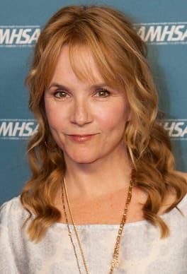 Photo of Lea Thompson