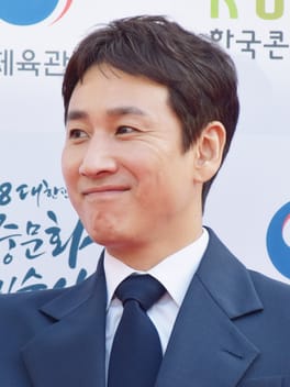 イ・ソンギュン（俳優・映画俳優）の写真