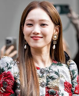 Photo of Lee Sung-kyoung