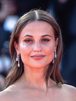 Photo of Alicia Vikander