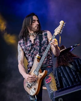 Photo of Nuno Bettencourt