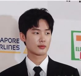 Photo of Kim Dong-hee