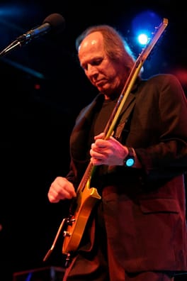 Photo of Adrian Belew