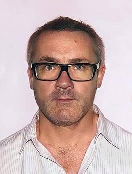 Photo of Damien Hirst