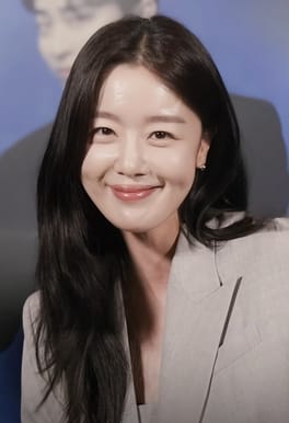 Photo of Han Seon-hwa