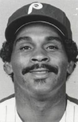 マイク・イースラー（野球選手）の写真