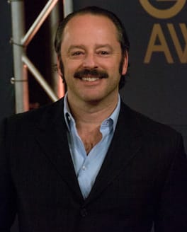 Photo of Gil Bellows