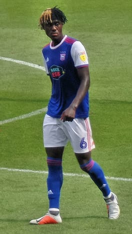 トレヴォ・チャロバー（サッカー選手）の写真