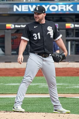 Photo of Liam Hendriks