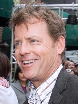 Photo of Greg Kinnear