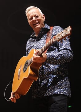 Photo of Tommy Emmanuel