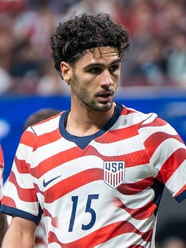 ジョニー・カルドーゾ(サッカー選手)の写真