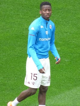 パペ・マタル・サール（サッカー選手）の写真