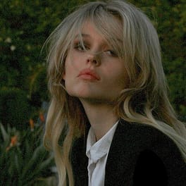 エミリー・アリン・リンド（俳優・テレビ俳優）の写真