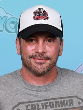 スキート・ウールリッチ（俳優・テレビ俳優）の写真