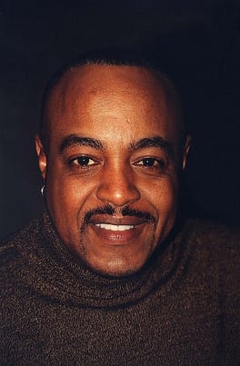 Photo of Peabo Bryson