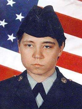 Photo of Lynndie England