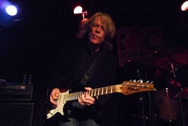 アンディ・ティモンズ（ギタリスト・作曲家）の写真