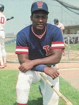 モー・ボーン（野球選手）の写真