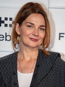 ヘザー・バーンズ（俳優・テレビ俳優）の写真