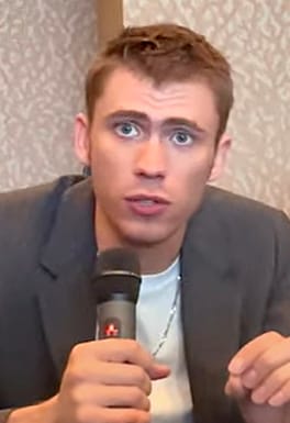 オーウェン・ティーグ（俳優）の写真