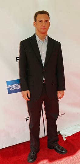 ベン・サヴェージ(俳優・テレビ俳優)の写真
